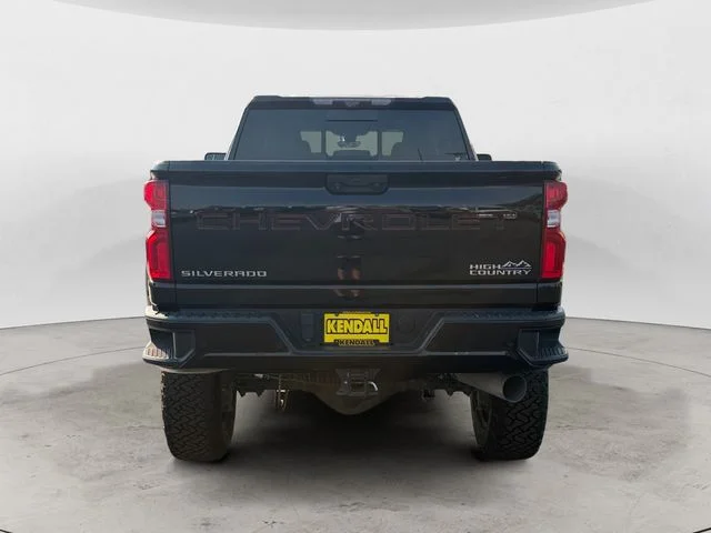 Used 2021 Black Chevrolet High Country image 6