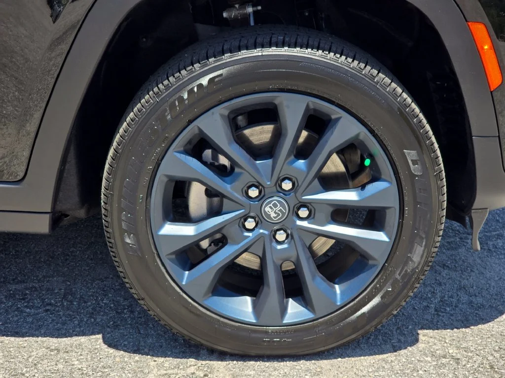 New 2026 Black Jeep  image 15