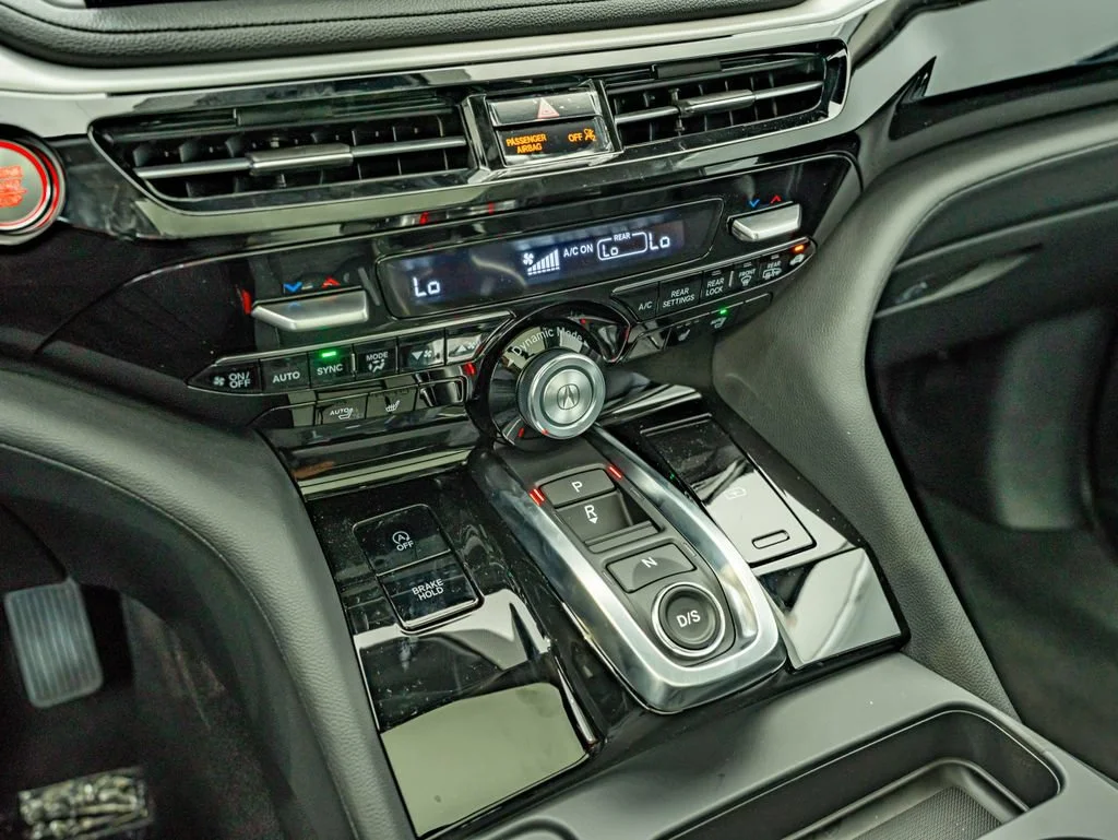 New 2026 Majestic Black Pearl Acura SH-AWD image 28