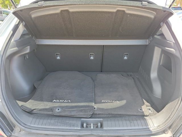 2023 Hyundai Kona SEL - Photo 6