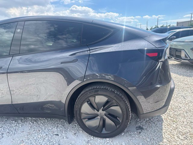 Used 2026  Tesla  image 9