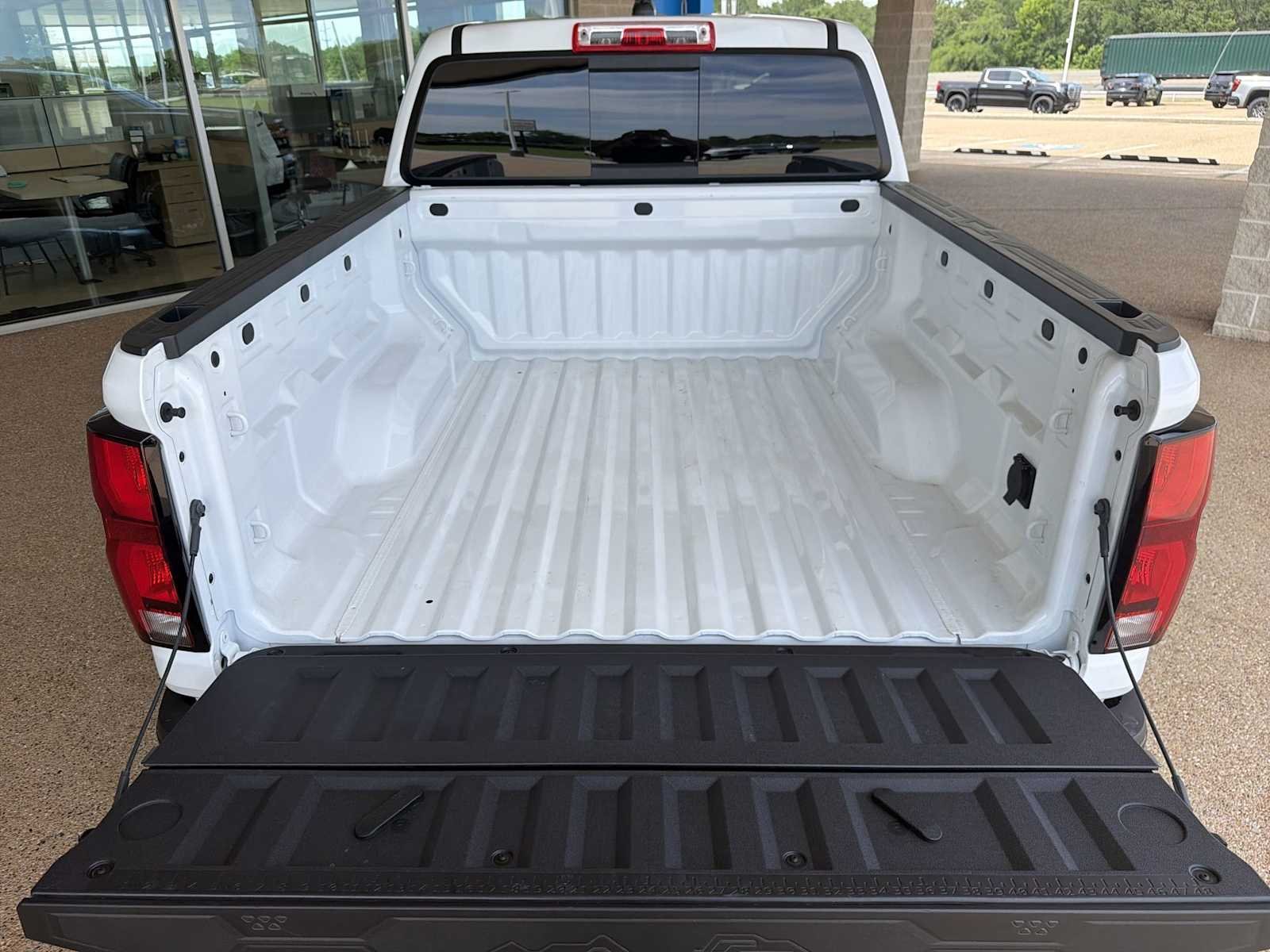 2026 Chevrolet Colorado Z71 - Photo 27