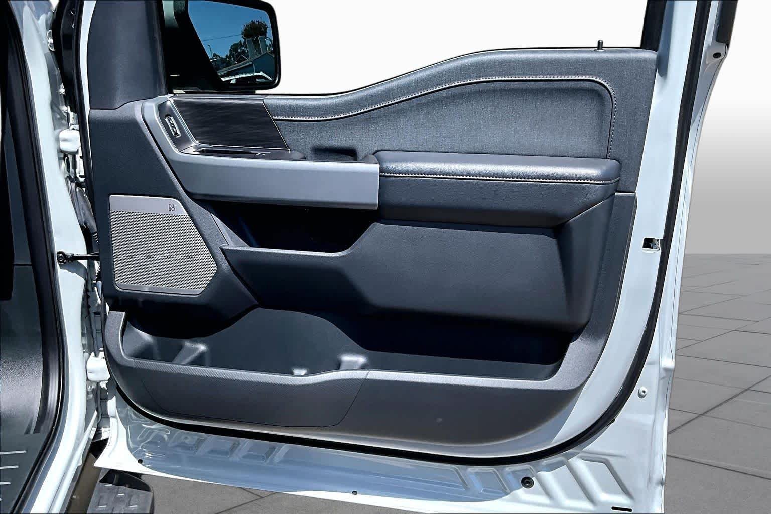 Certified Used 2024 Avalanche Ford LARIAT image 22