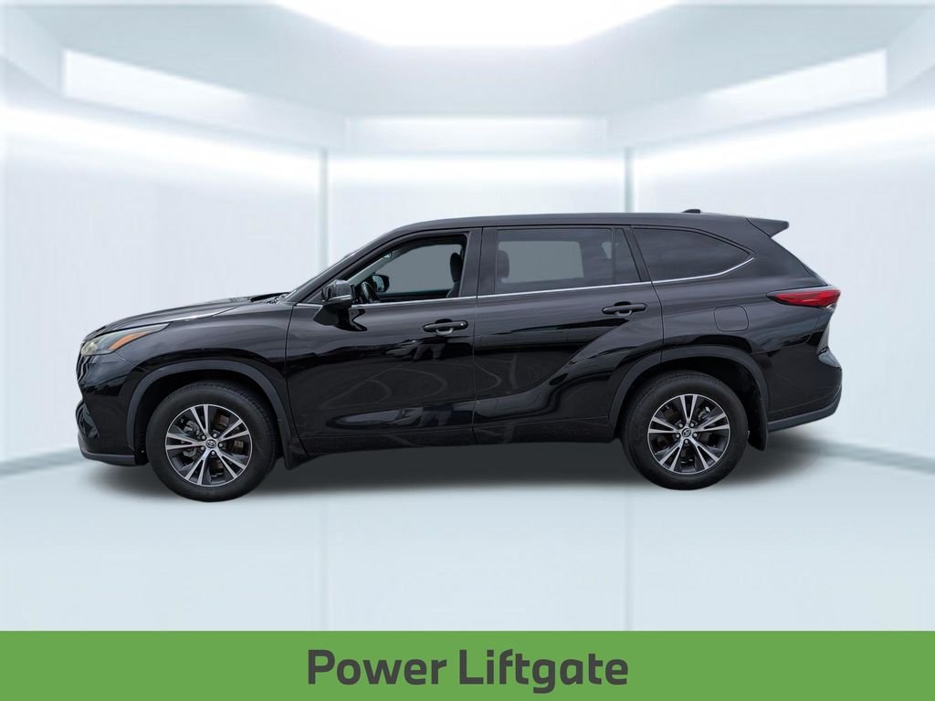 Used 2022 Brown Toyota LE image 2