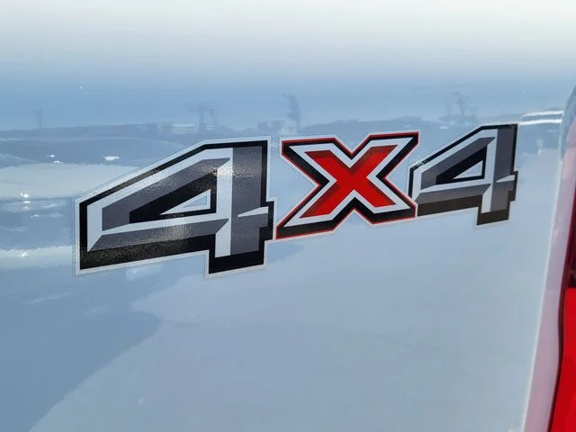 New 2026 Avalanche Ford XL image 13