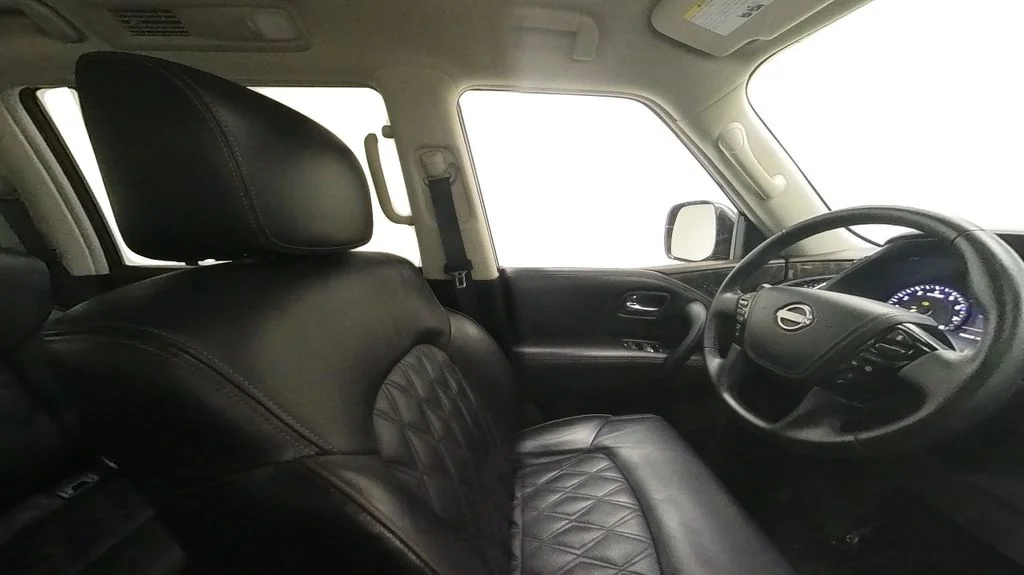 Used 2022 Black Nissan Platinum image 35