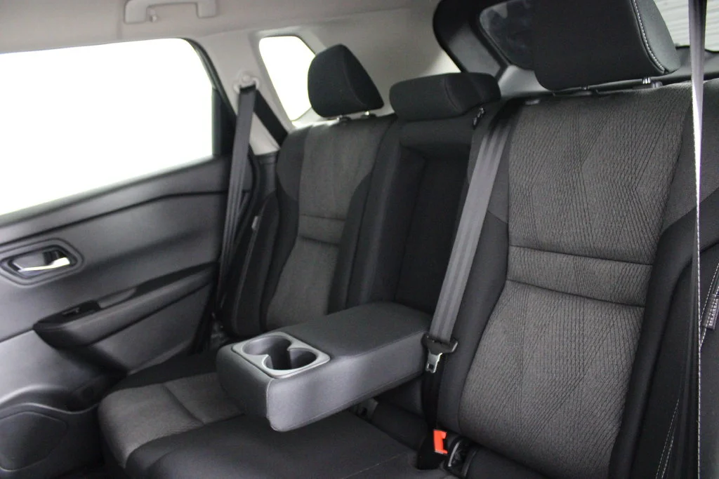 2026 Nissan Rogue SV - Photo 18