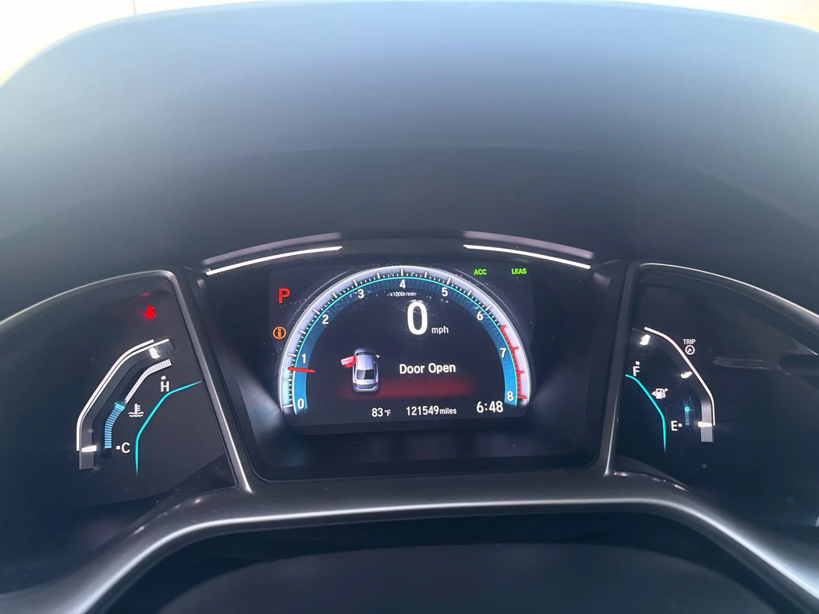 Used 2019 White Honda EX image 11
