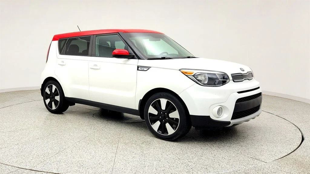 Used 2019 Clear White/Red Roof Kia + Automatic w/ Designer Pkg image 3