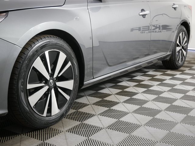 Used 2019 Gun Metallic Nissan SL image 2