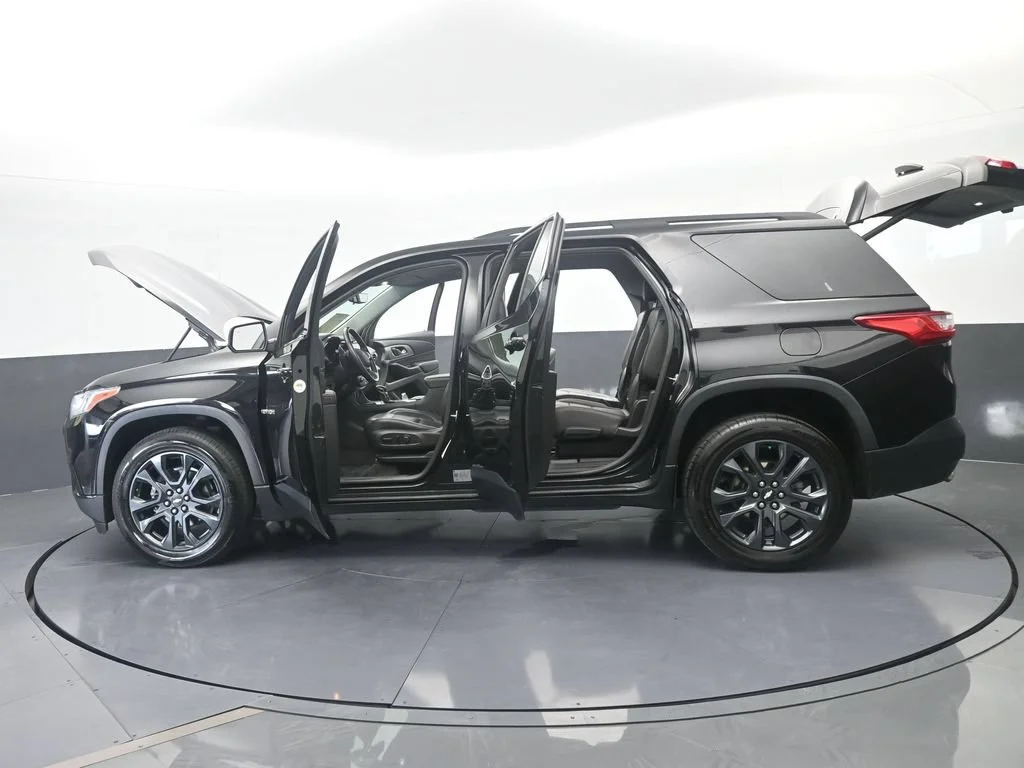 Used 2021 Mosaic Black Metallic Chevrolet RS image 85