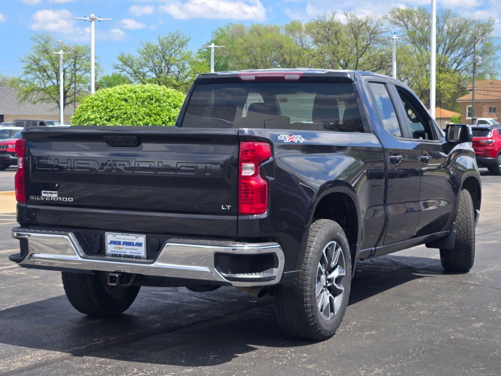 2024 Chevrolet Silverado 1500 LT - Photo 12