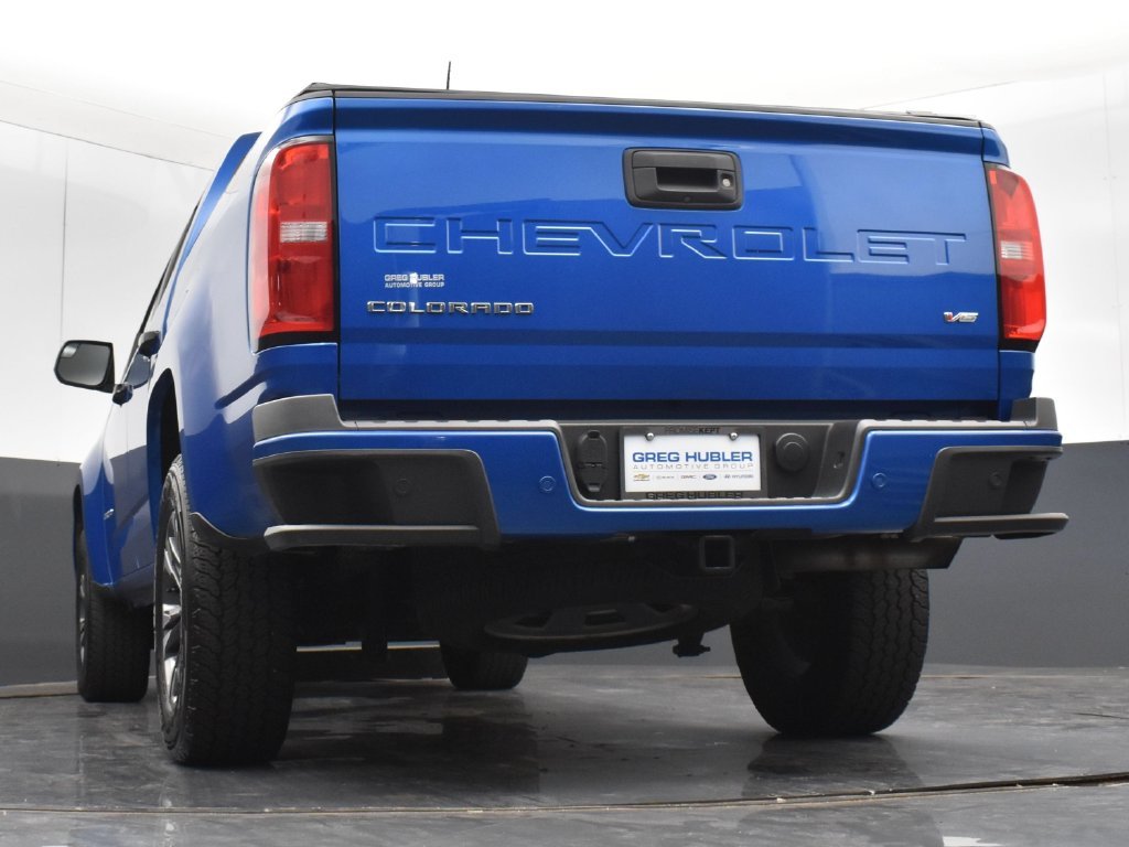 Used 2021 Blue Chevrolet Z71 image 27