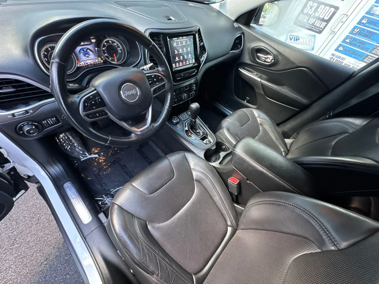 Used 2019 Bright White Clearcoat Jeep Limited image 43