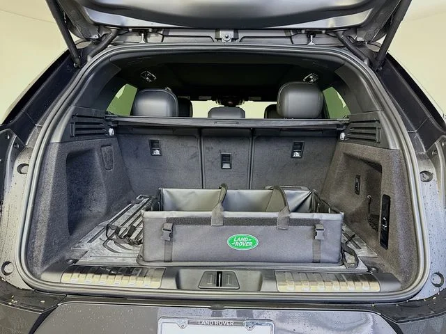 Certified Used 2025 Gray Land Rover Dynamic SE image 28