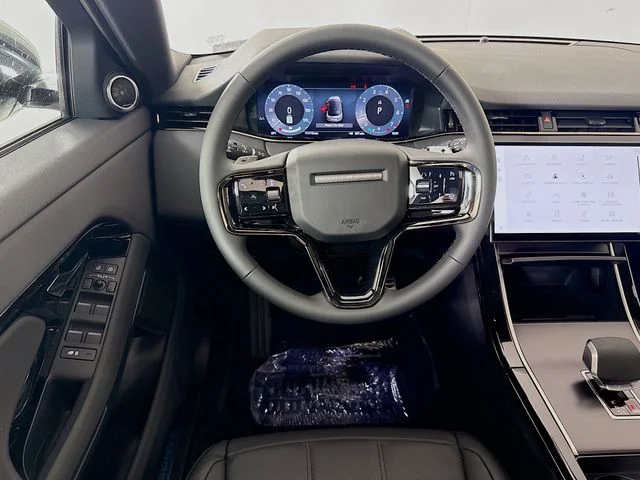 New 2026 Fuji White Land Rover Dynamic SE image 25