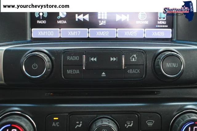 Used 2017 Silver GMC SLE image 28