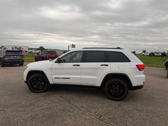 Used 2019 Bright White Clearcoat Jeep Upland image 8