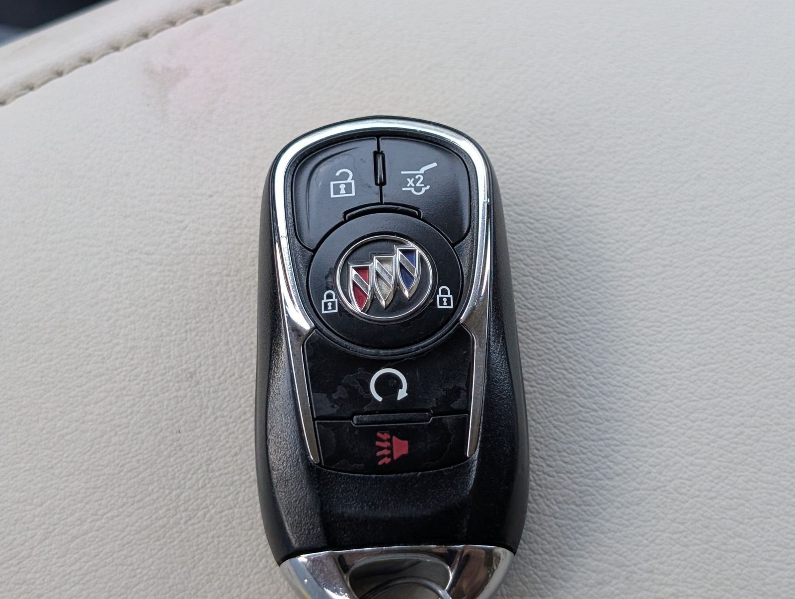 Used 2023 Cherry Red Buick Essence image 31