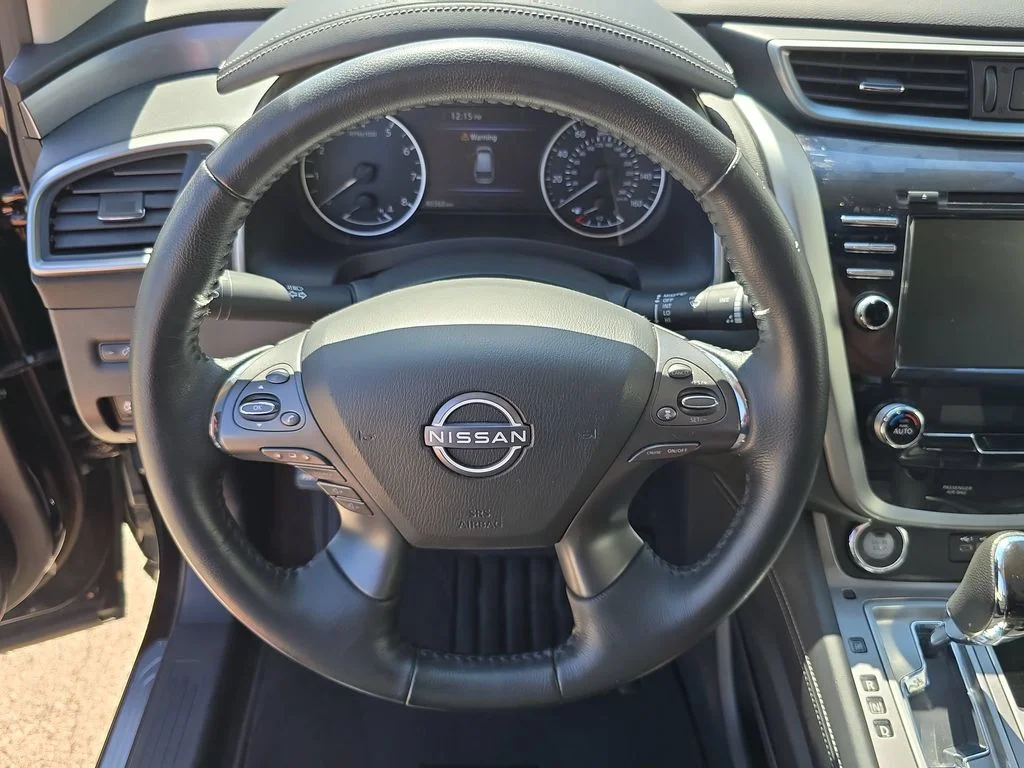 Used 2024  Nissan SV image 11