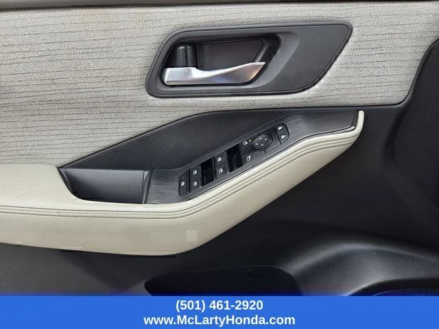 Used 2023 Blue Nissan SV image 28