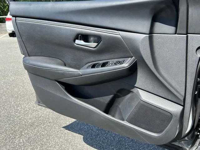 Used 2025 Gray Nissan SV image 30