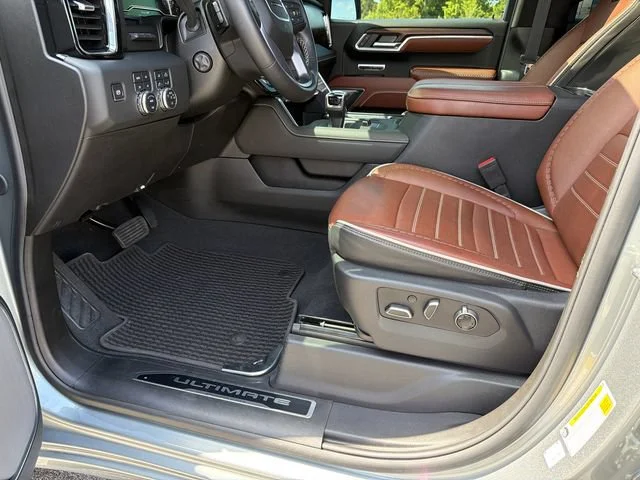 Used 2025 Sterling Metallic GMC Denali Ultimate image 9