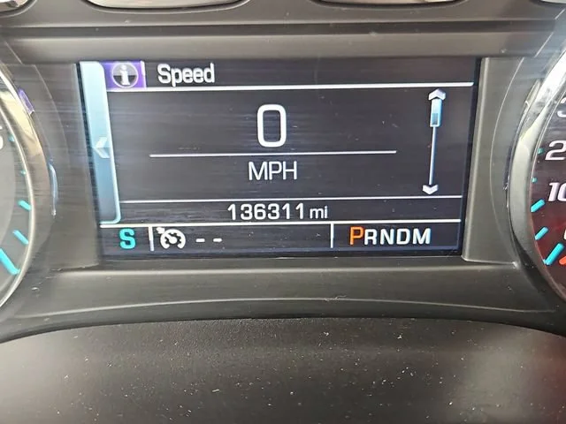Used 2016 IRIDESCENT PEARL TRICOAT Chevrolet LT image 17