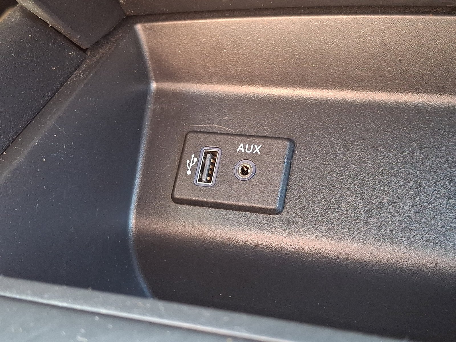 Used 2017 Storm Blue Nissan 2.5 S image 24