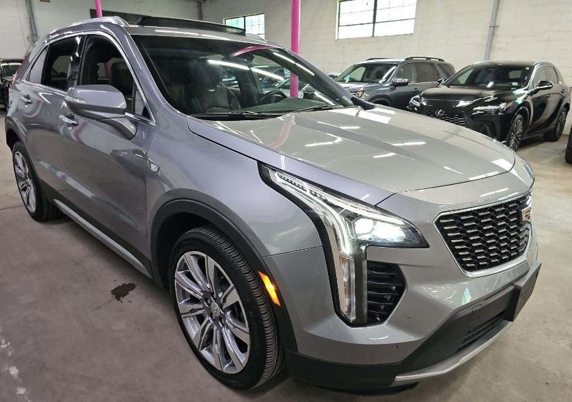 Used 2023 Silver Cadillac Premium Luxury image 4