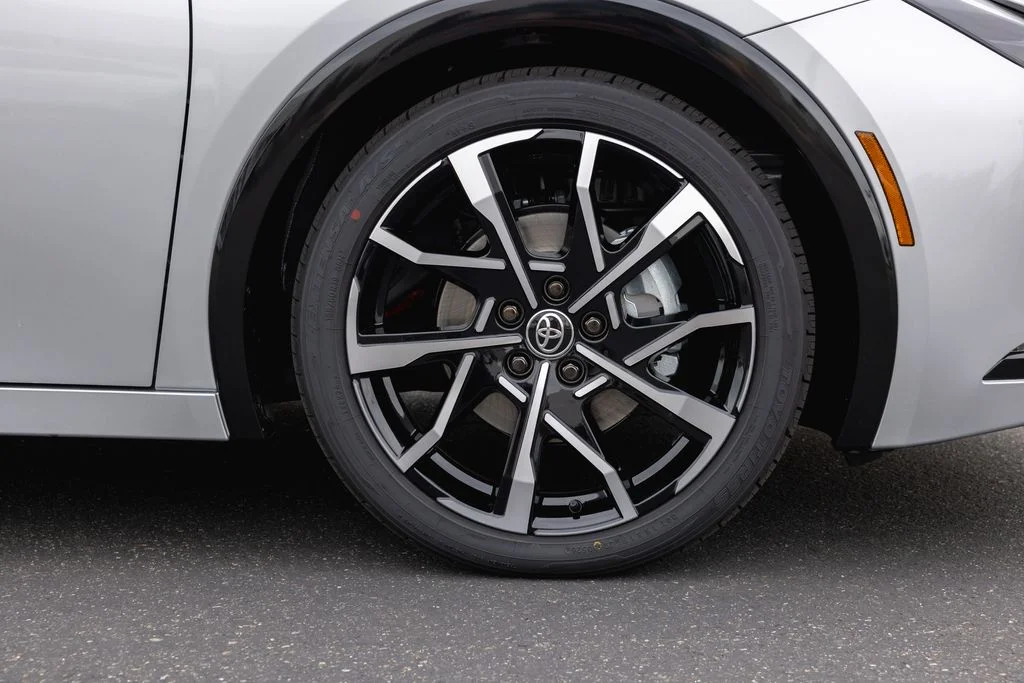 New 2026 Cutting Edge Toyota  XSE Premium image 4