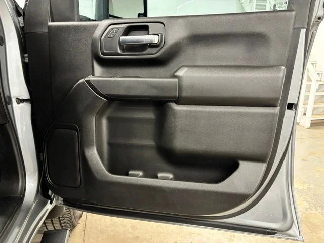 Used 2025 Silver GMC Pro image 23