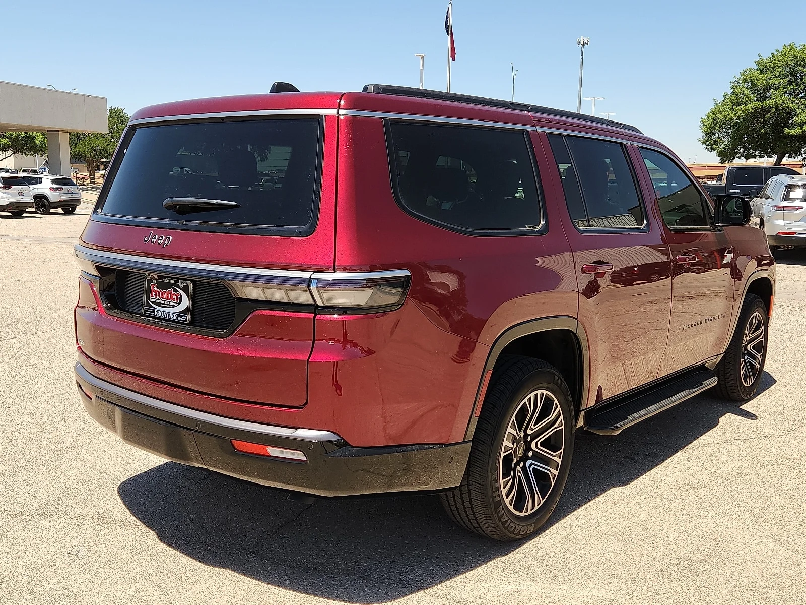 New 2026 Velvet Red Pearl-Coat  Paint Jeep 4X4 image 4