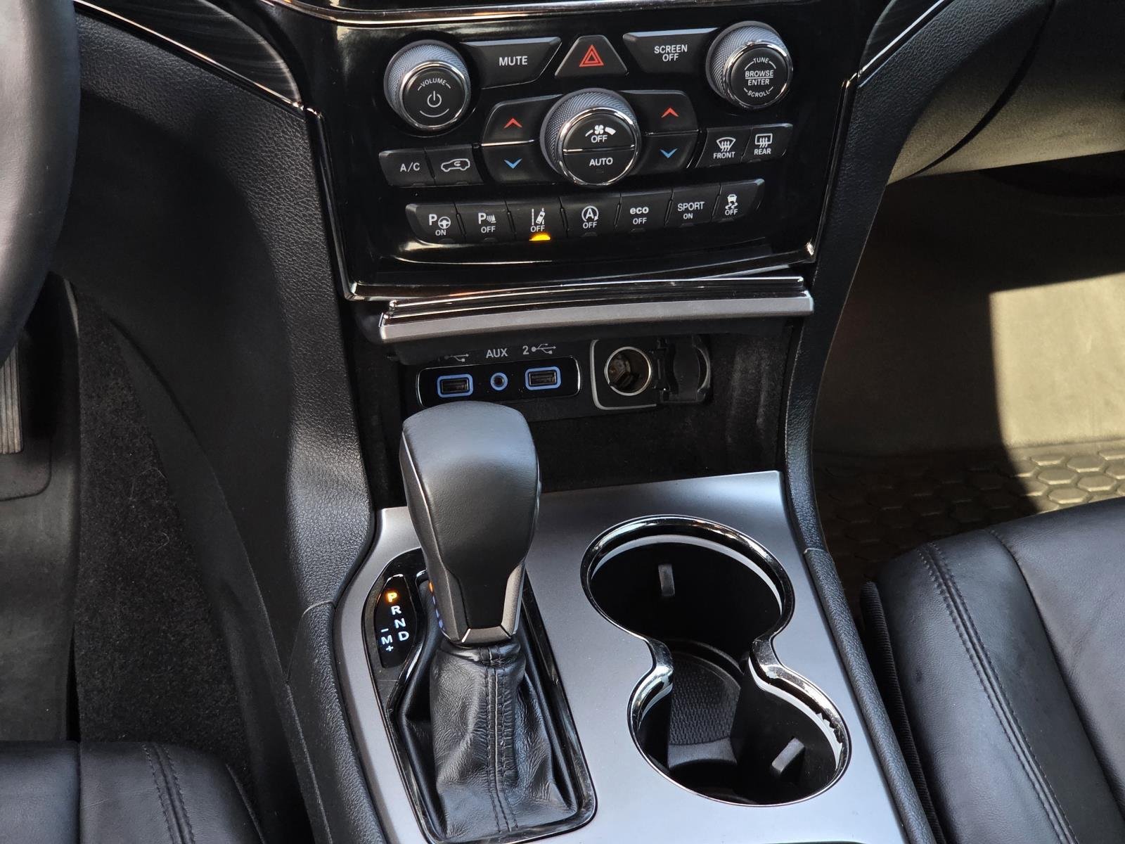 Used 2019 Bright White Clearcoat Jeep Limited X image 17