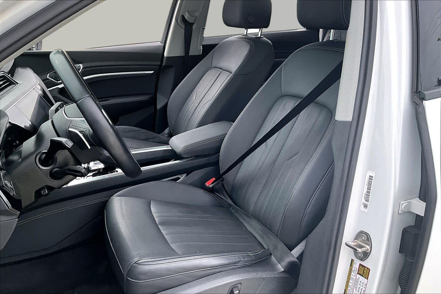 Used 2021 Glacier White Metallic Audi Premium Plus image 7