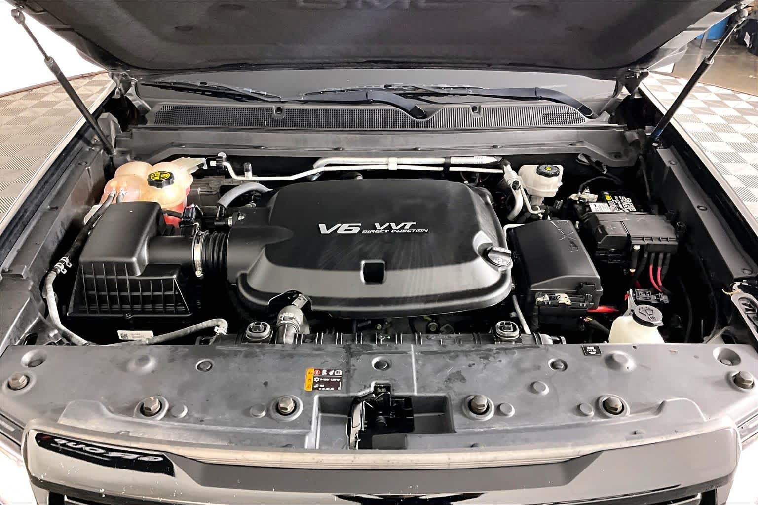 Used 2021 Onyx Black GMC 2WD Elevation image 29