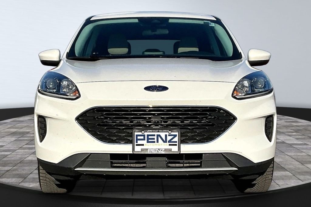 Used 2021 Ford Escape SE with VIN 1FMCU9BZ9MUB05275 for sale in Rochester, Minnesota