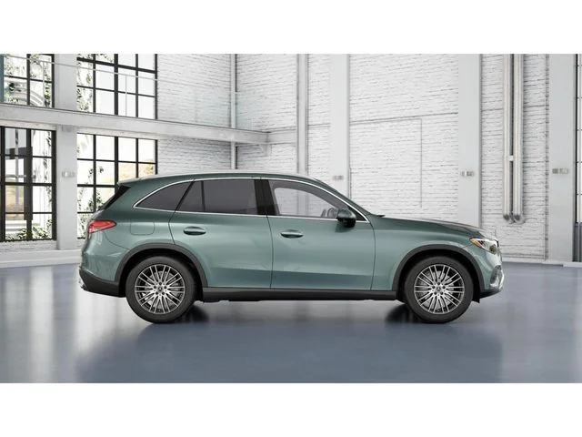 New 2027 Silver Mercedes-Benz GLC 300 image 17