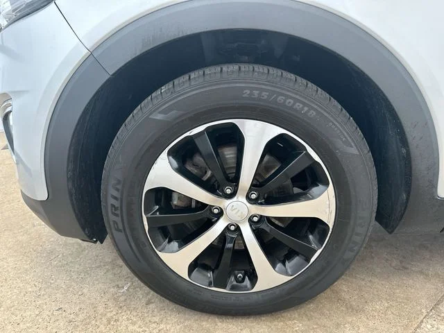 Used 2017 Silver Kia EX image 20