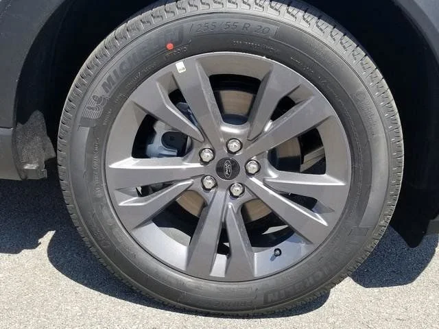 New 2026 Space White Metallic Ford Active image 27