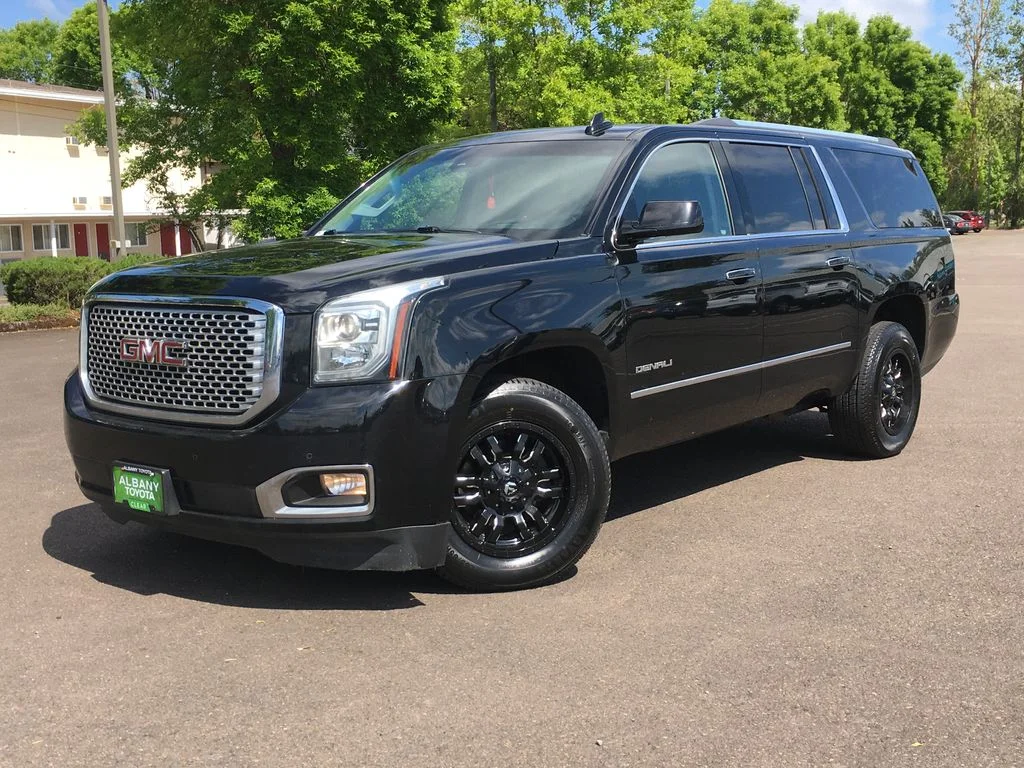 2017 GMC Yukon Denali AWD's photo