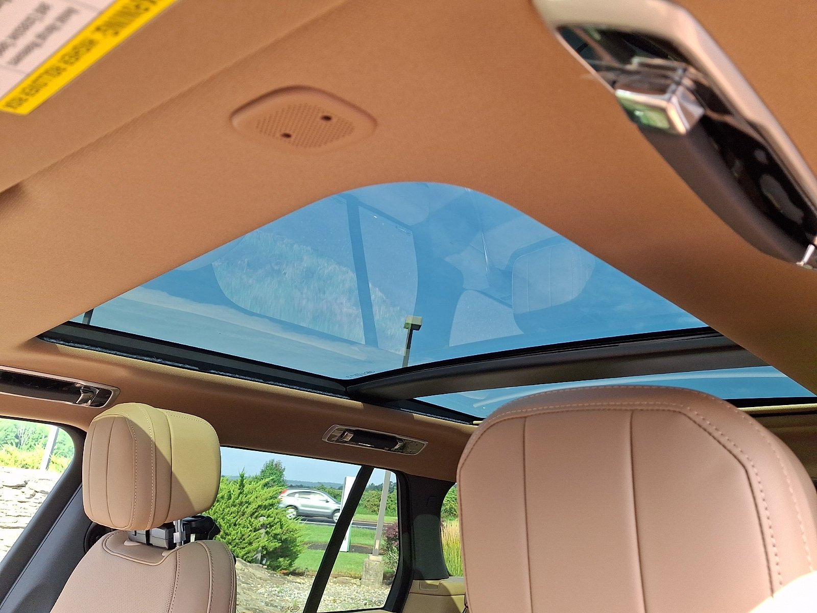 New 2026 Carpathian Grey Land Rover  image 12