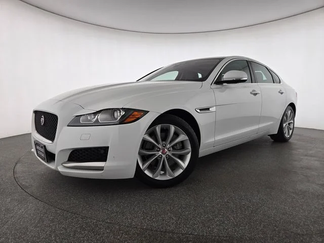 2019 Jaguar XF