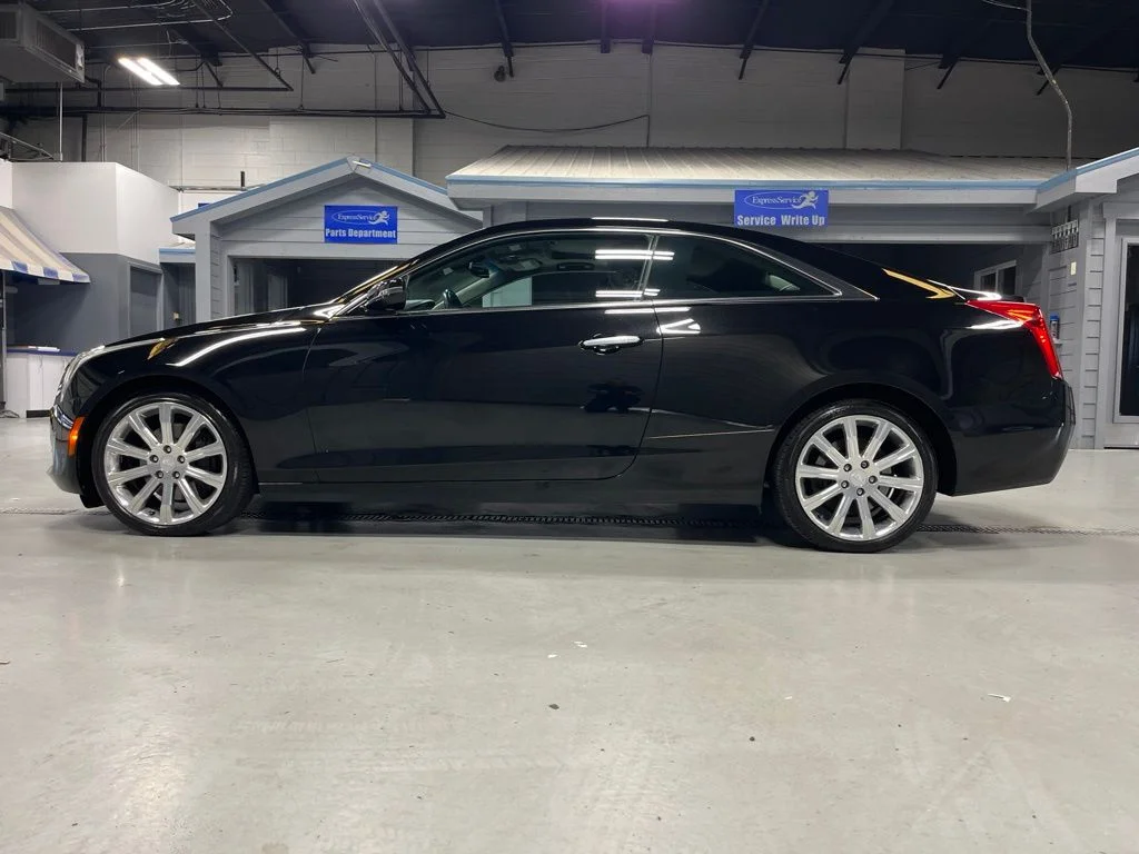 Used 2018 Black Metallic Cadillac 2.0L Turbo Luxury image 4