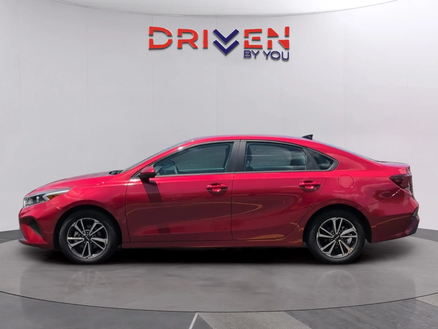 Used 2024 Currant Red Kia LXS image 2