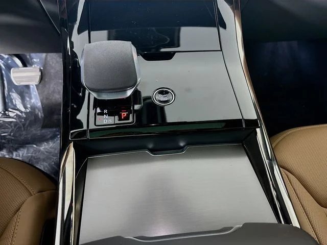 New 2026 Red Land Rover Dynamic SE image 18