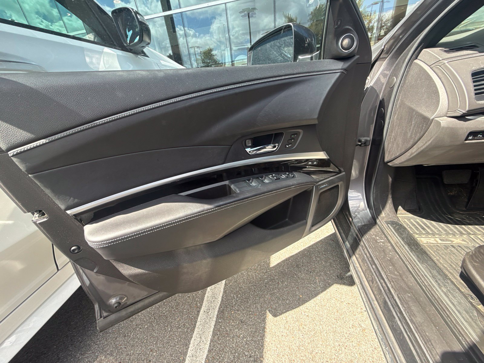 Used 2018 Modern Steel Metallic Acura Base image 8