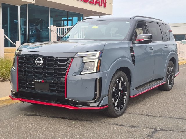 New 2026 Stealth Gray / Super Black Two-tone Nissan NISMO® image 2