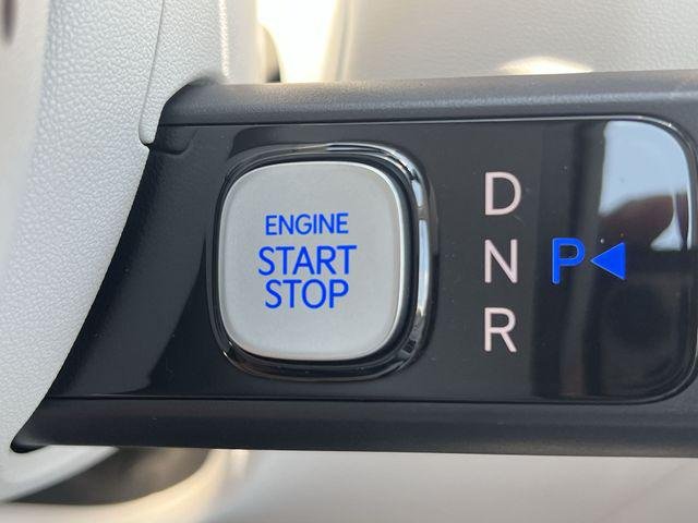 New 2026 Blue Hyundai Blue SEL 8P image 22