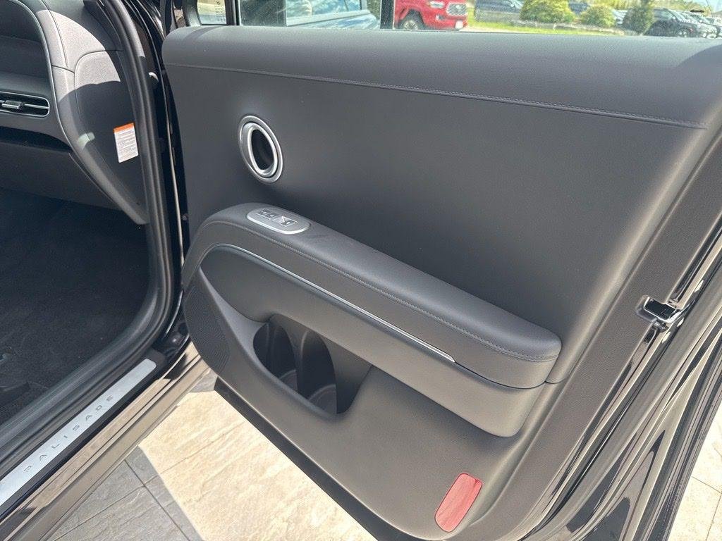 New 2026 Black Hyundai SEL Premium 8P image 27